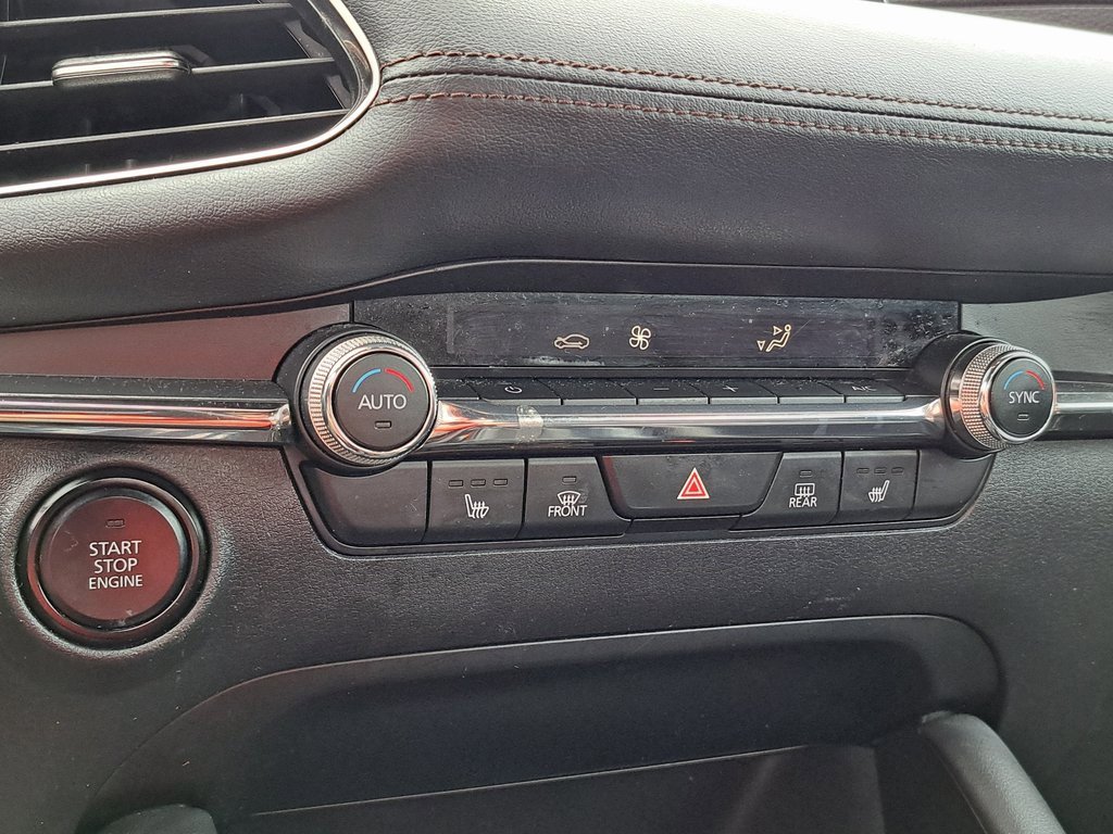 Used 2023 MAZDA MAZDA3 s image 17