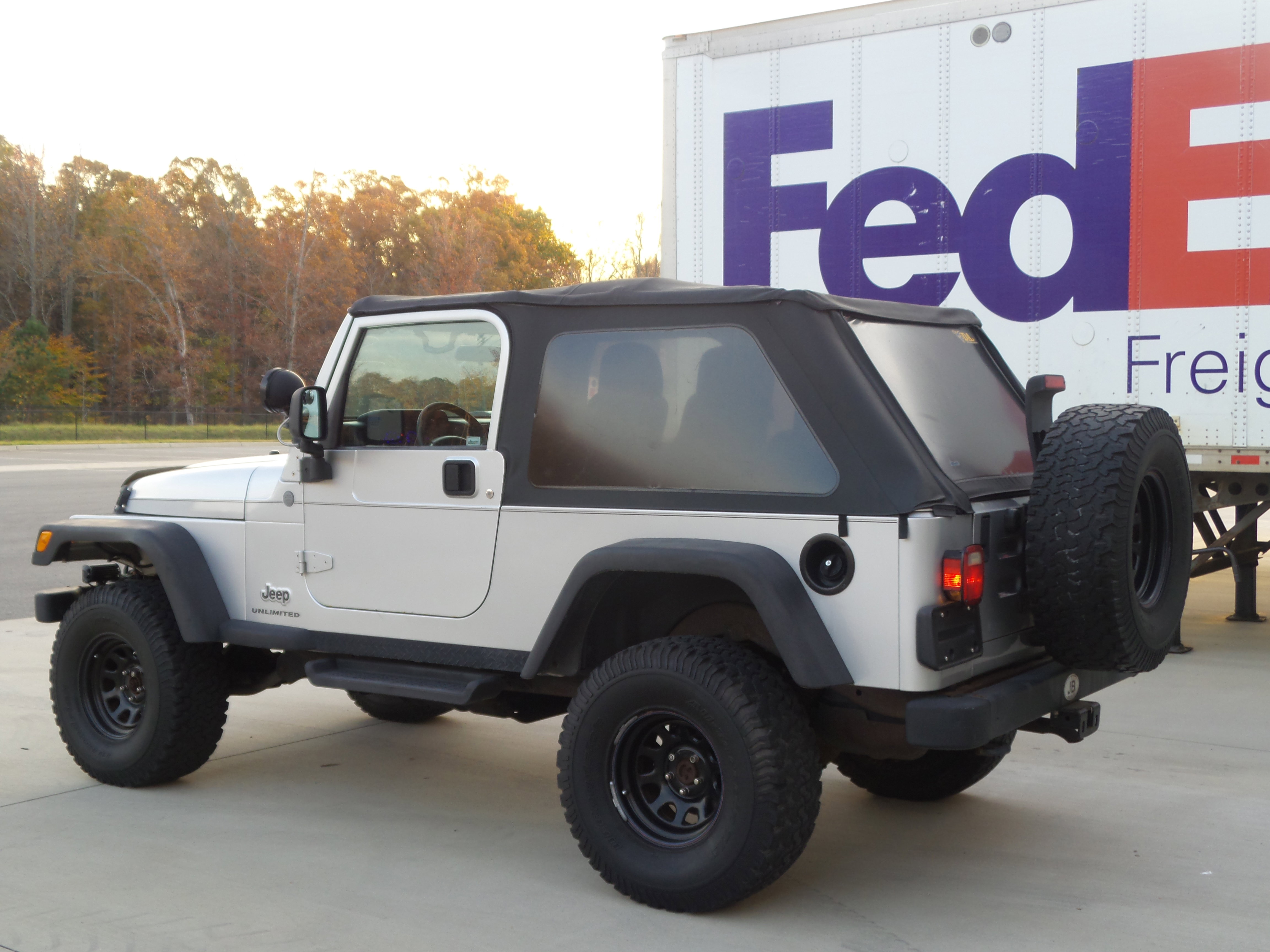 Used 2004 Jeep Wrangler Sport AWD/4WD image 4