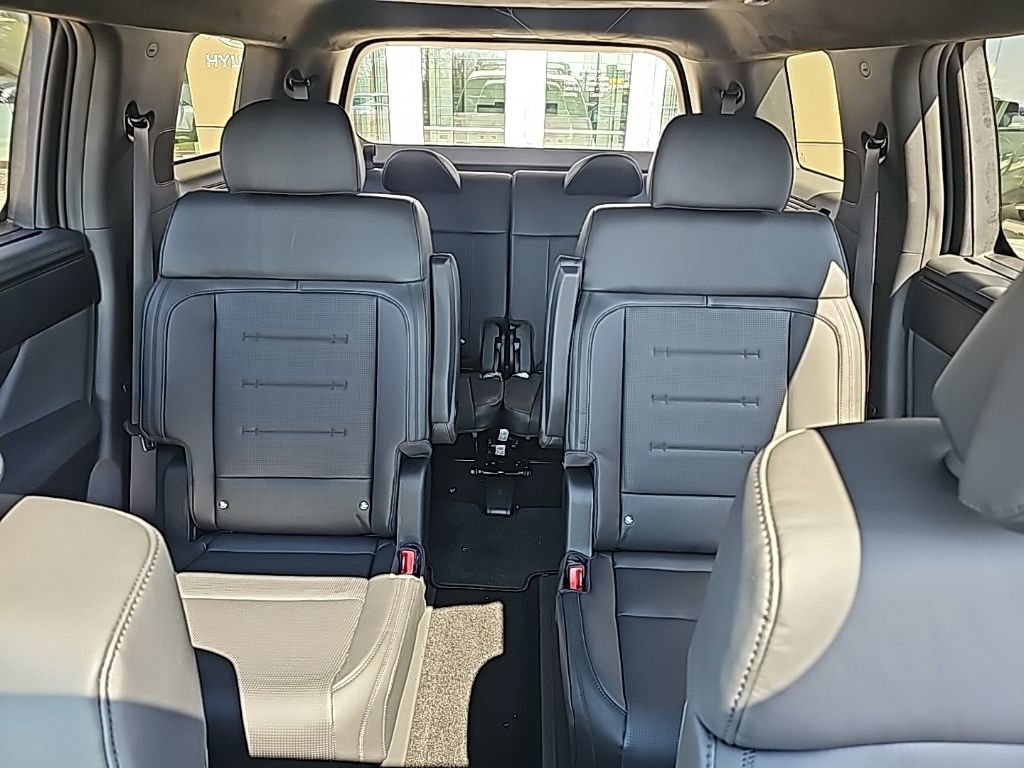 Certified 2026 Hyundai Santa Fe Calligraphy image 29