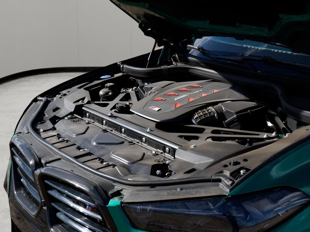 Used 2025 BMW X6 M Competition w/ Executive Package image 11