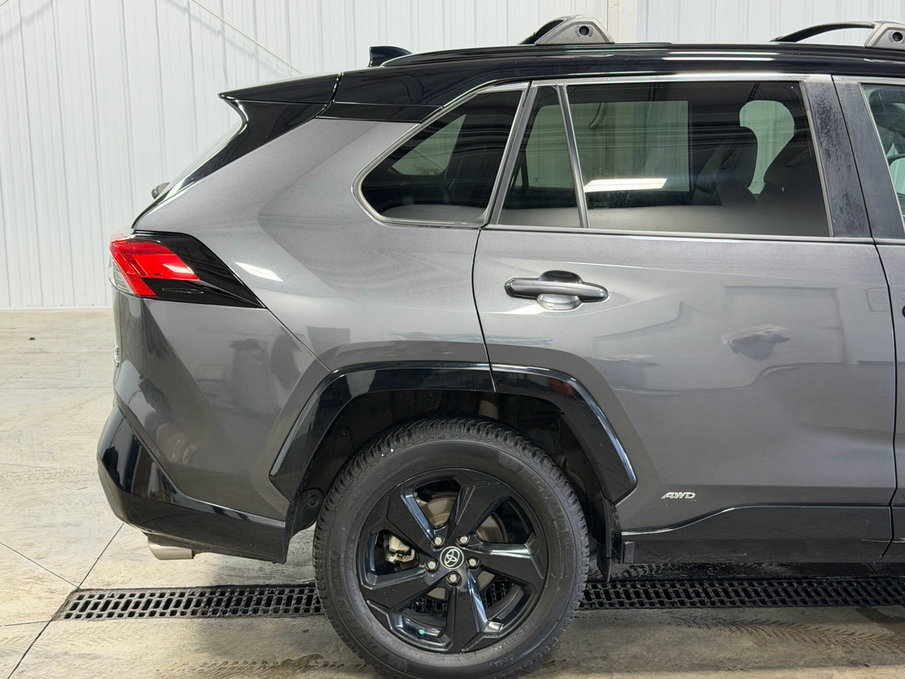 Used 2020 Toyota RAV4 XSE image 12