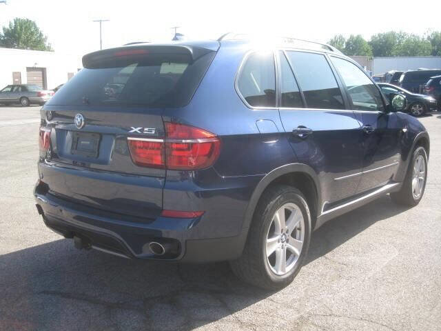 Used 2011 BMW X5 xDrive35d image 6