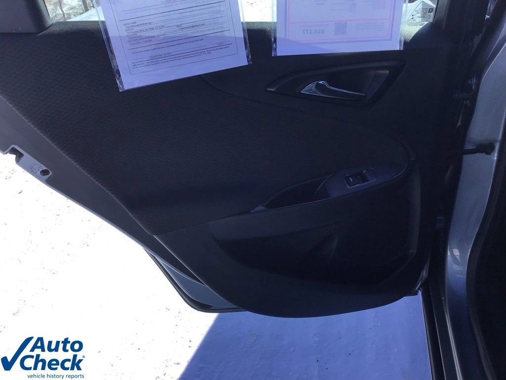 Used 2024 Chevrolet Malibu LT image 11