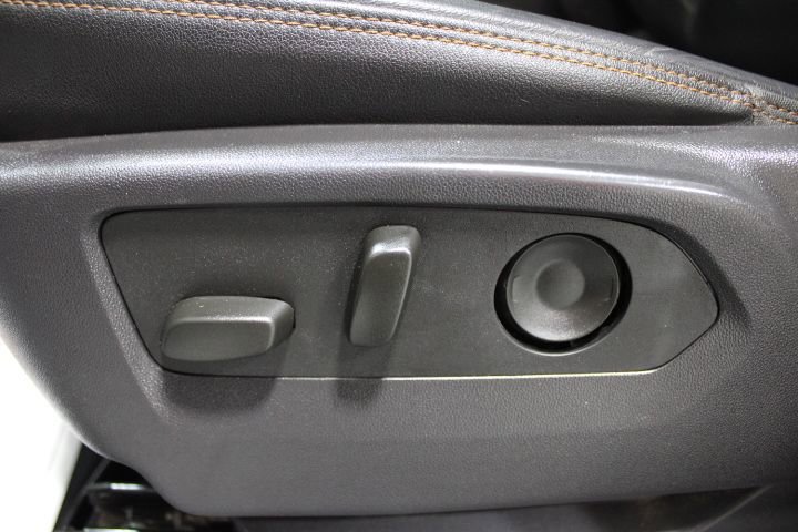 Used 2024 GMC Sierra 1500 AT4 w/ Technology Package image 21