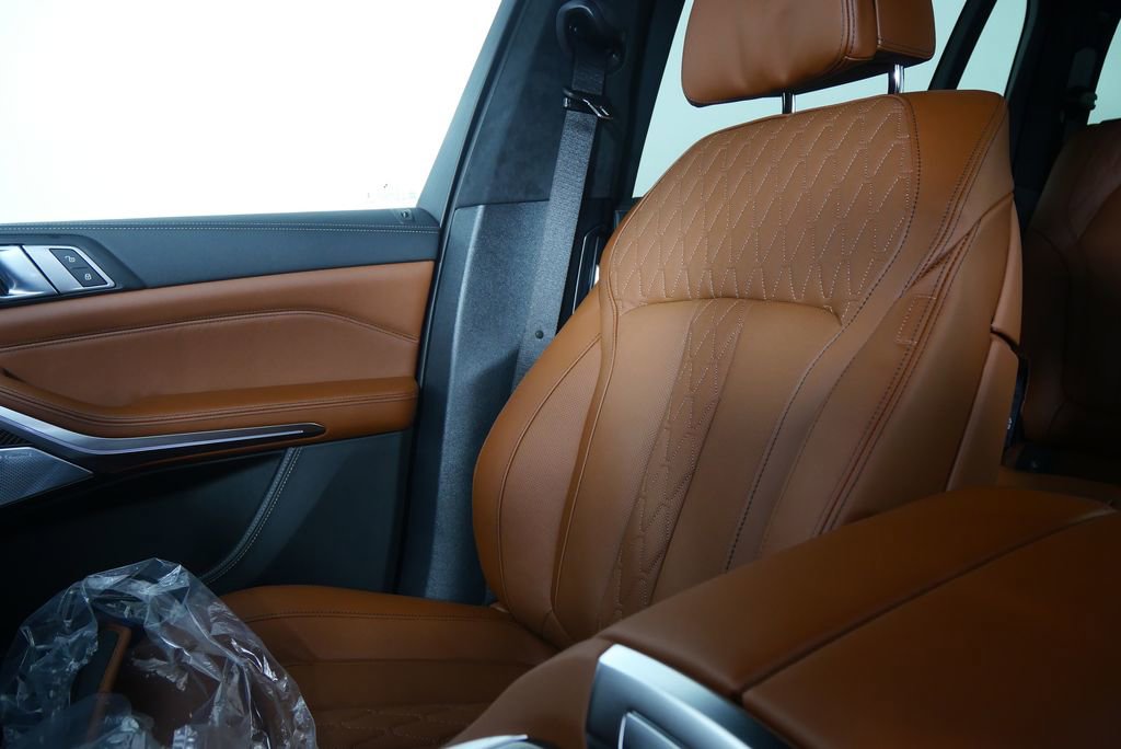 New 2026 BMW ALPINA XB7 image 27