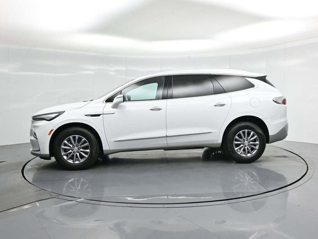 Used 2022 Buick Enclave Essence image 31
