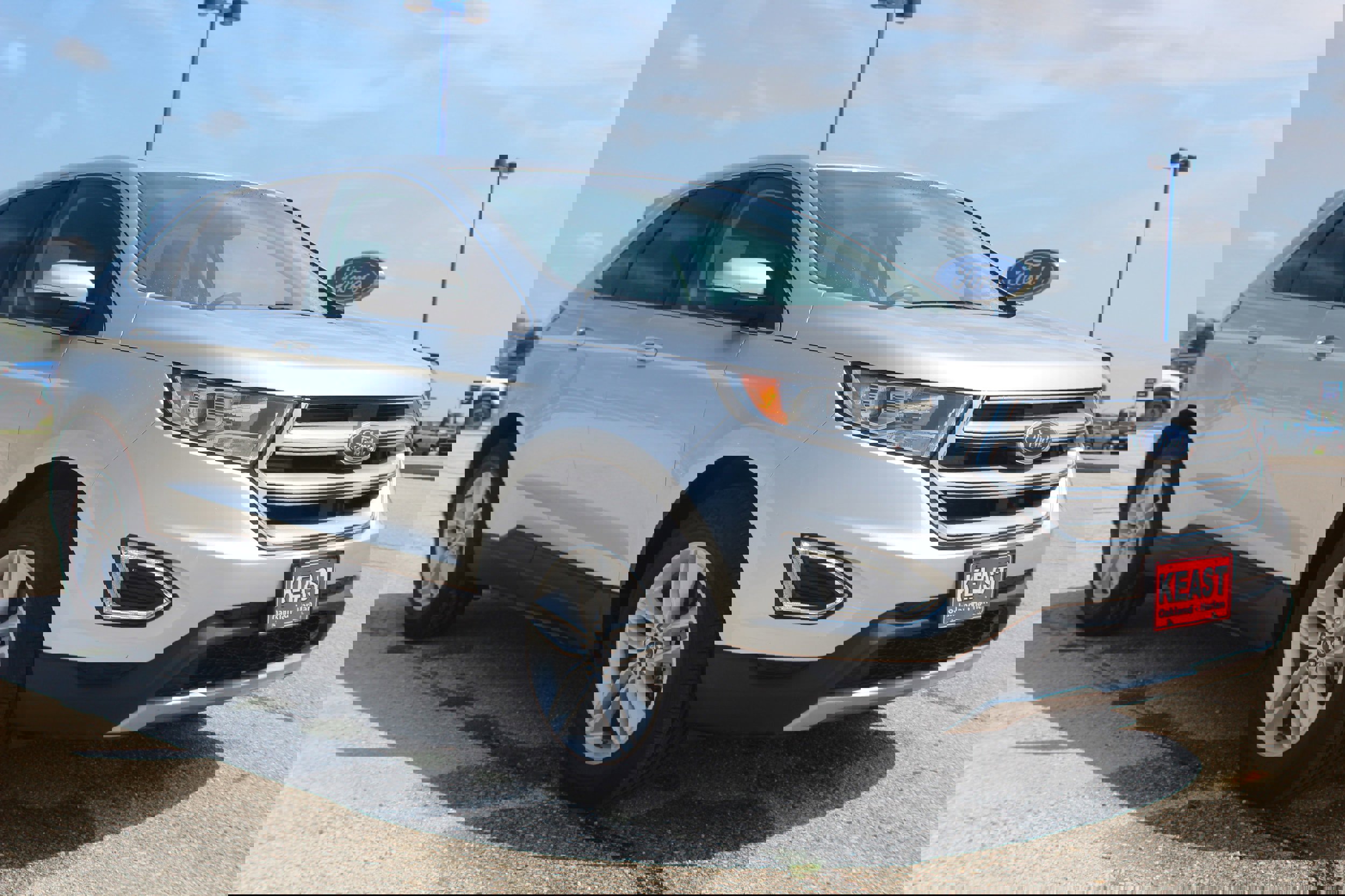 Used 2016 Ford Edge SEL w/ Equipment Group 201A image 3