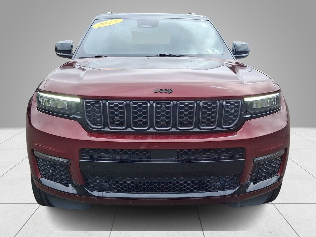 Used 2023 Jeep Grand Cherokee L Summit w/ Advanced Protech Group IV AWD/4WD image 3