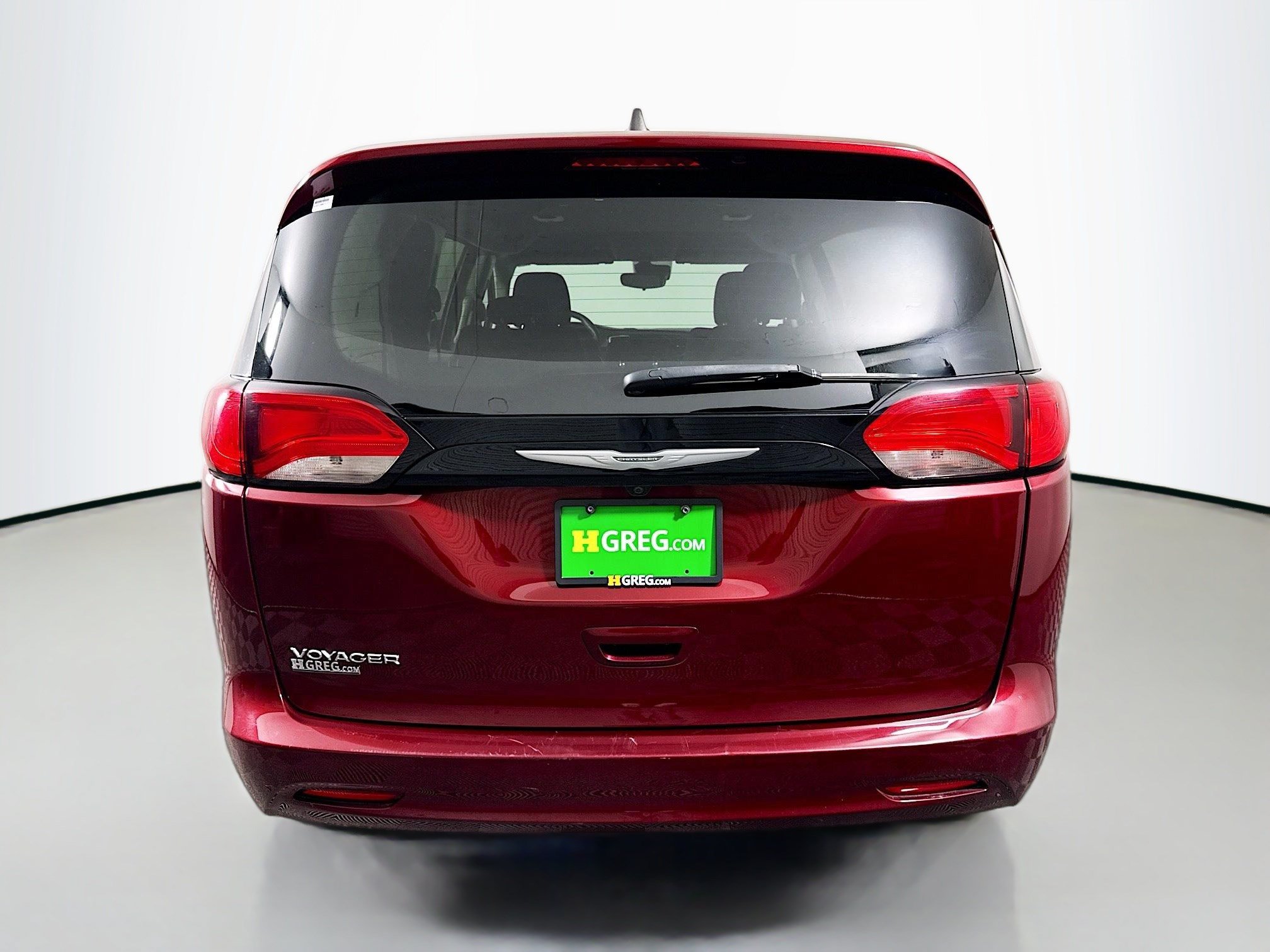 Used 2023 Chrysler Voyager LX FWD image 8