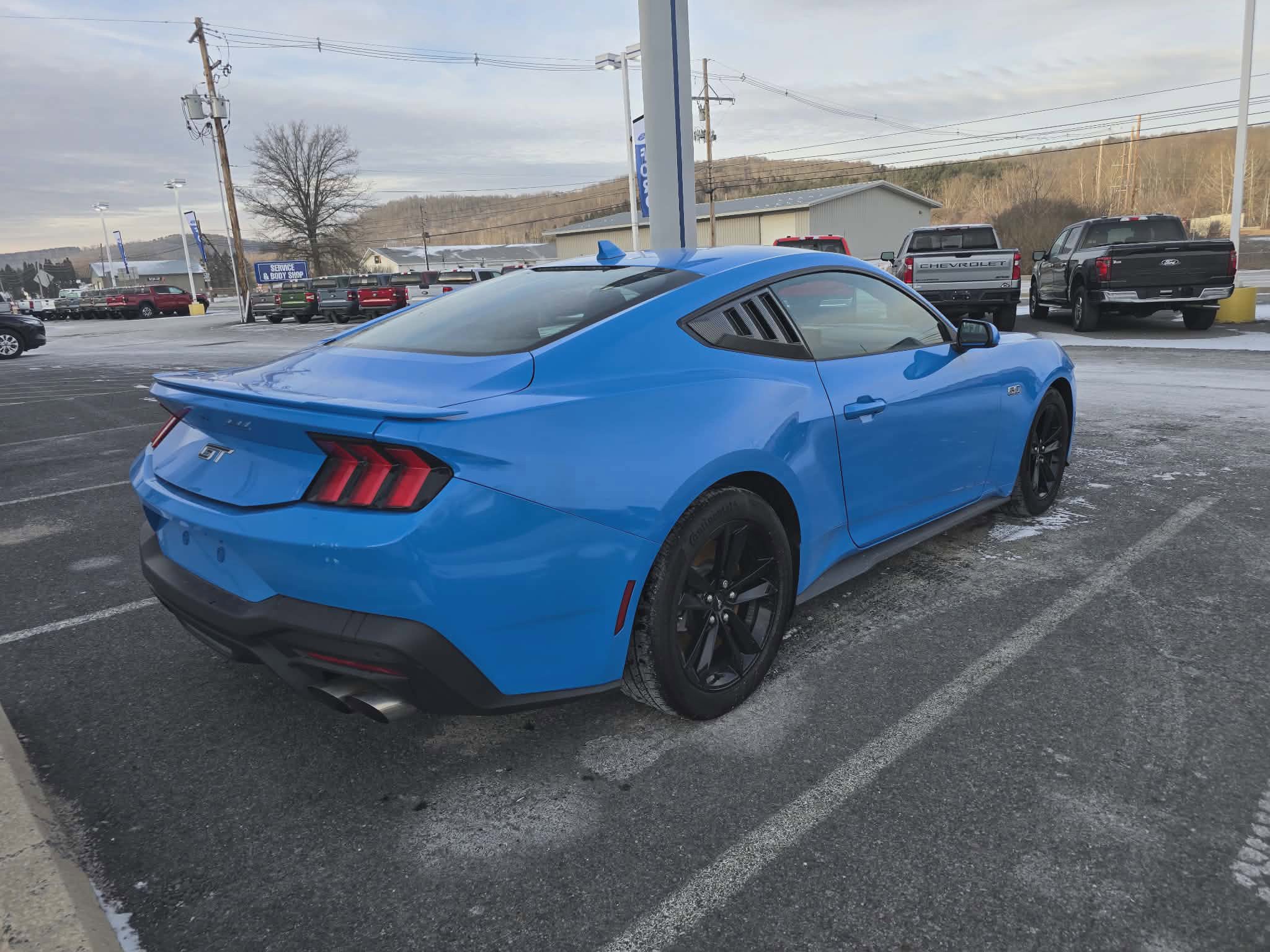 Used 2025 Ford Mustang GT image 3