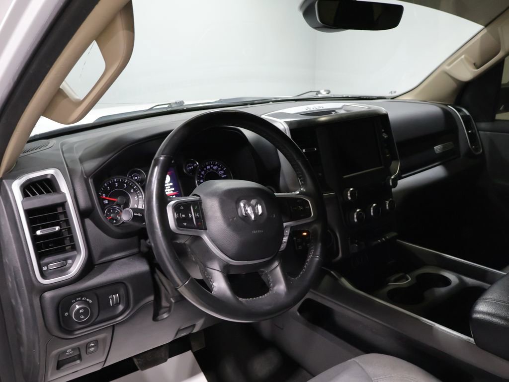 Used 2020 RAM 1500 Big Horn AWD/4WD image 16