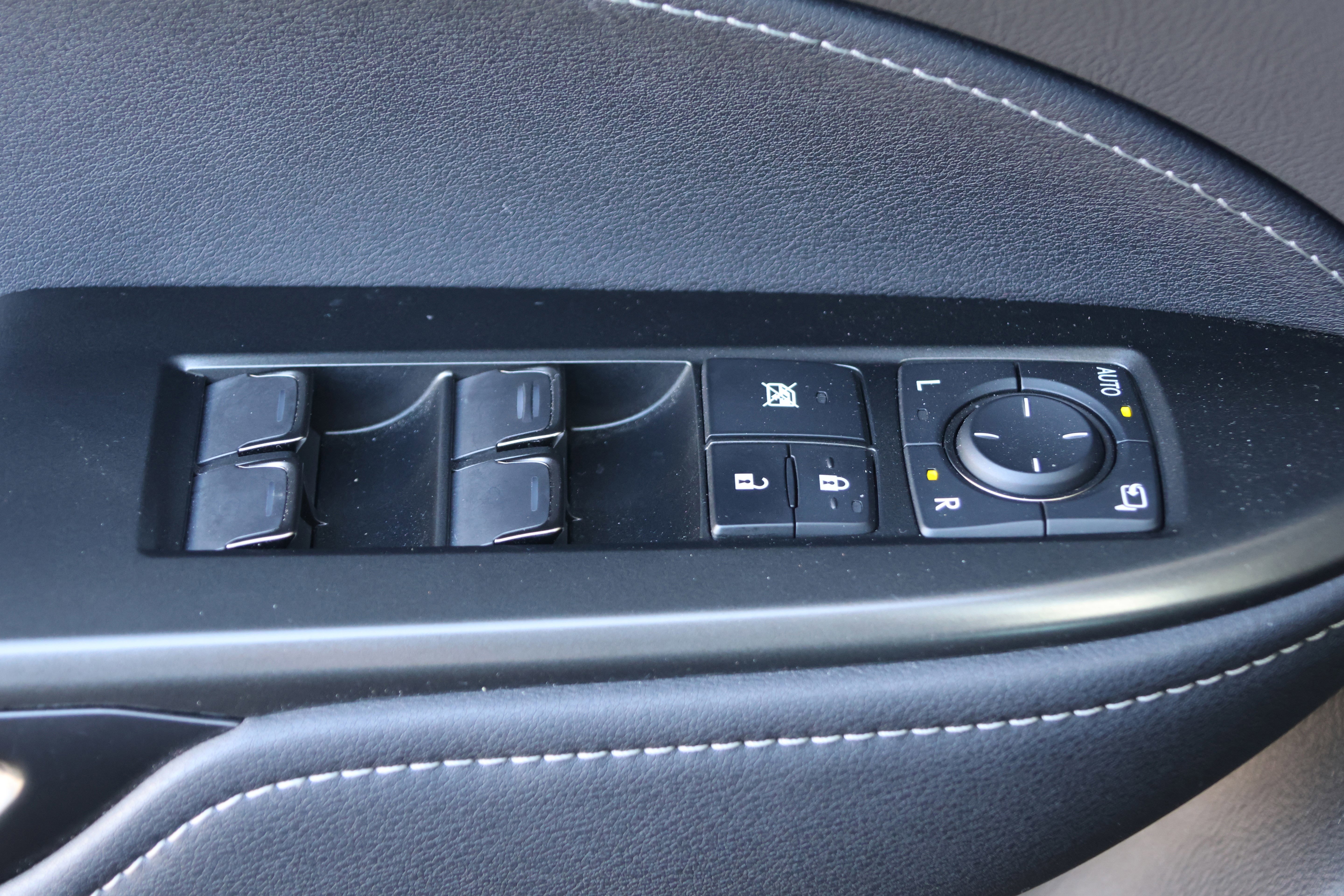 Certified 2022 Lexus NX 350h 350h Luxury w/ Vision Package image 15