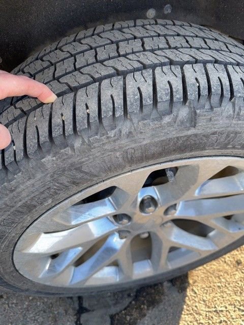 Used 2019 Cadillac Escalade ESV Platinum image 4