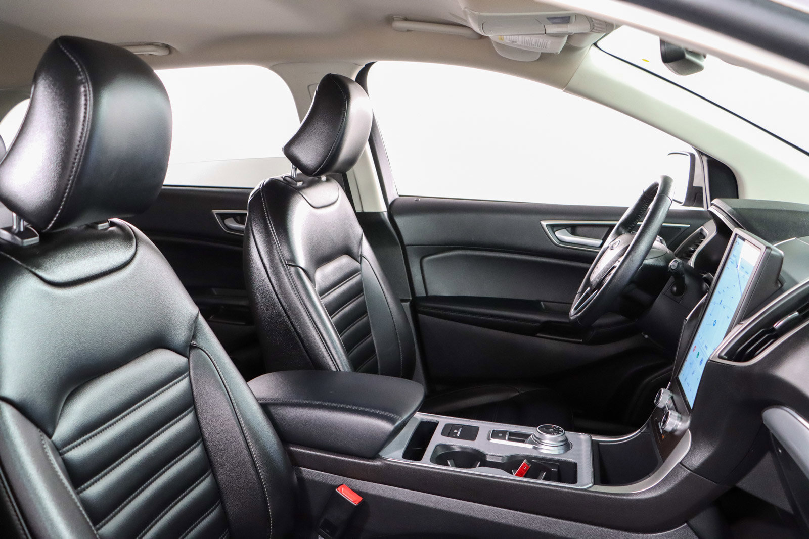 Used 2021 Ford Edge SEL image 26