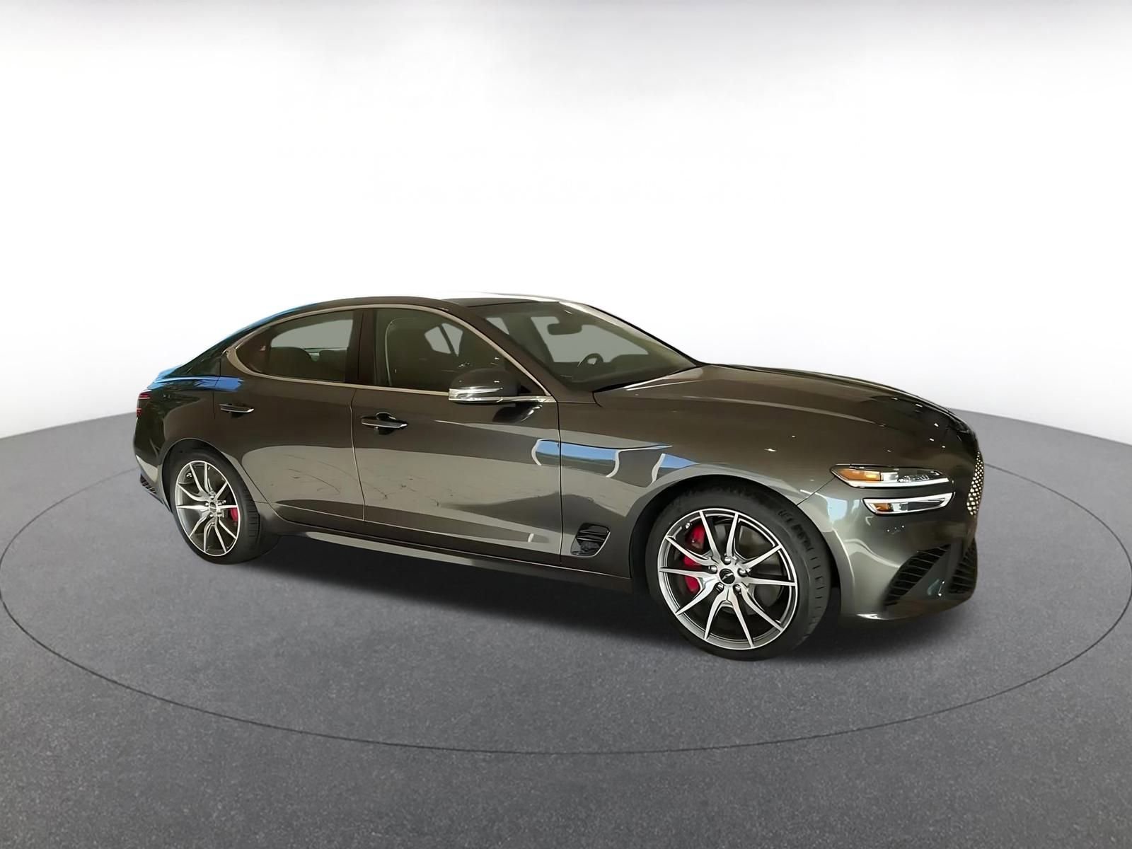 Used 2025 Genesis G70 2.5T video 2