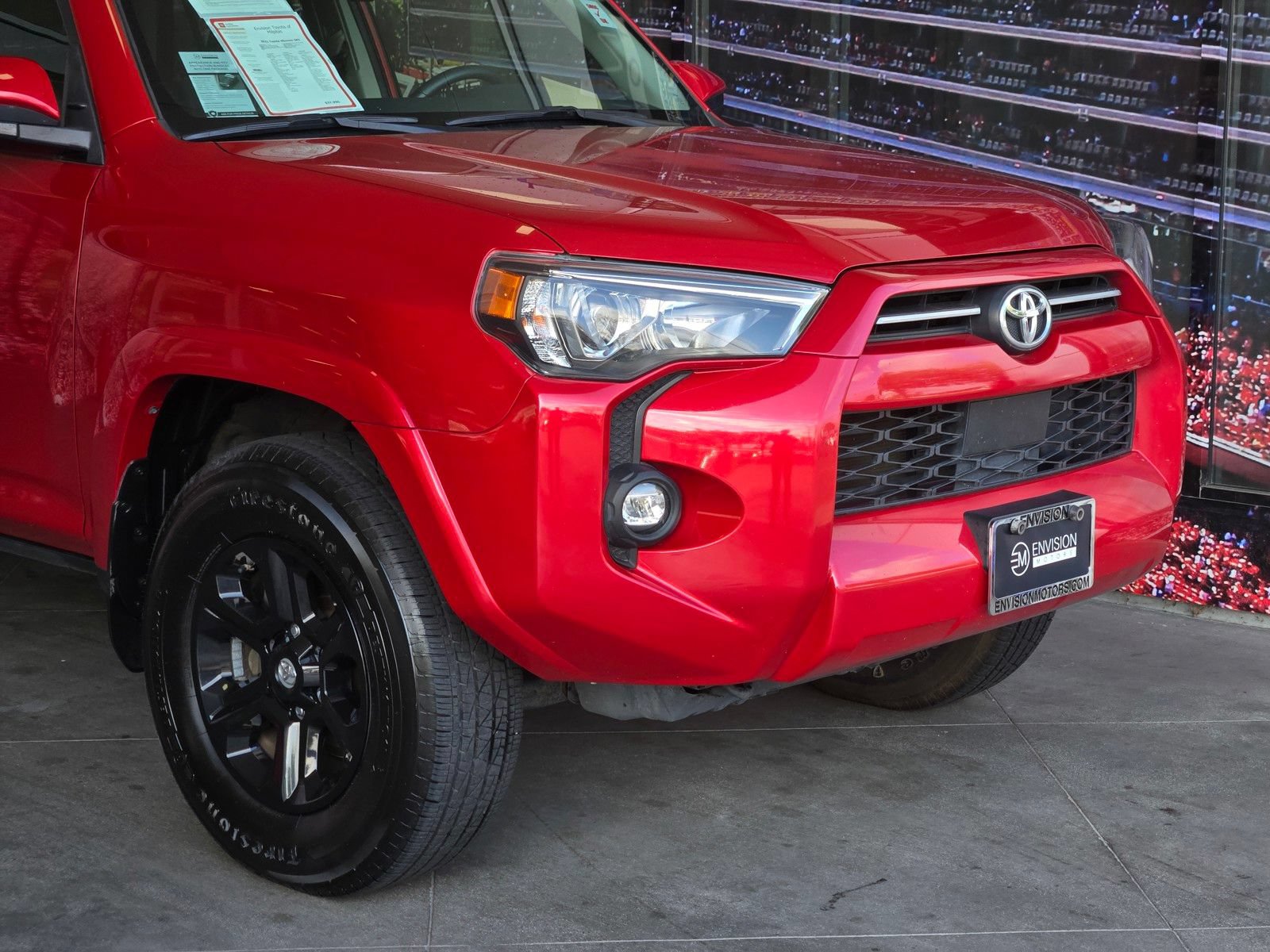 Certified 2021 Toyota 4Runner SR5 AWD/4WD image 2