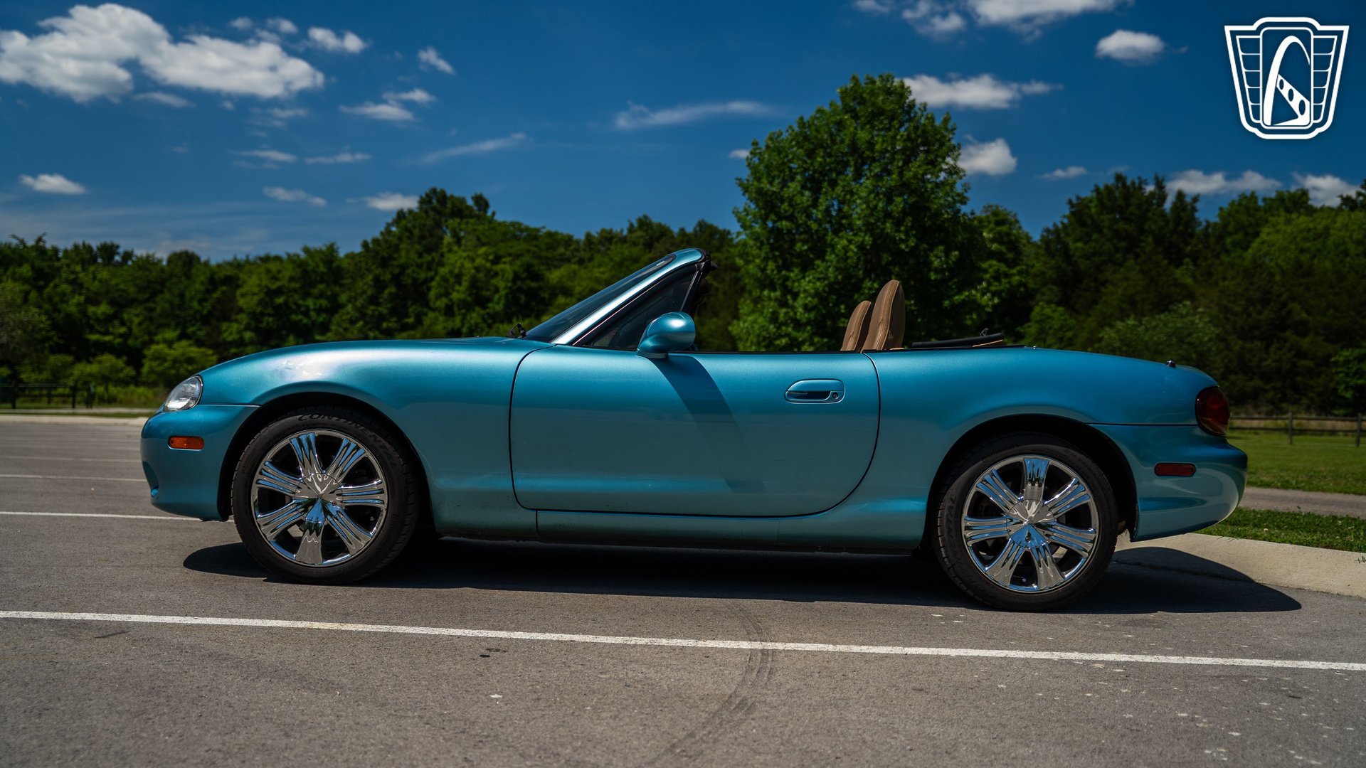 Used 2001 MAZDA MX-5 Miata RWD image 9