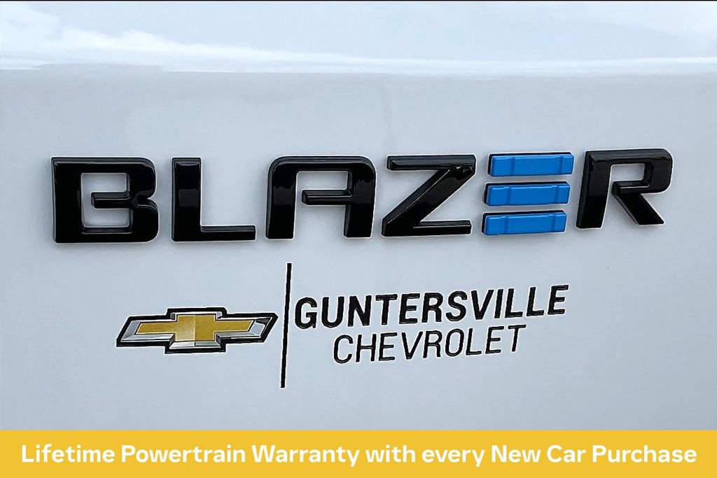 New 2025 Chevrolet Blazer EV LT AWD/4WD image 9