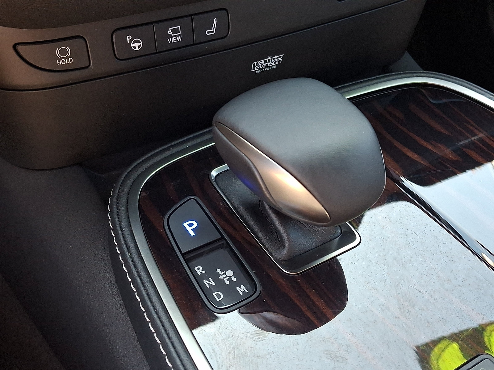Used 2024 Lexus LS 500 AWD w/ Interior Upgrade Package image 16