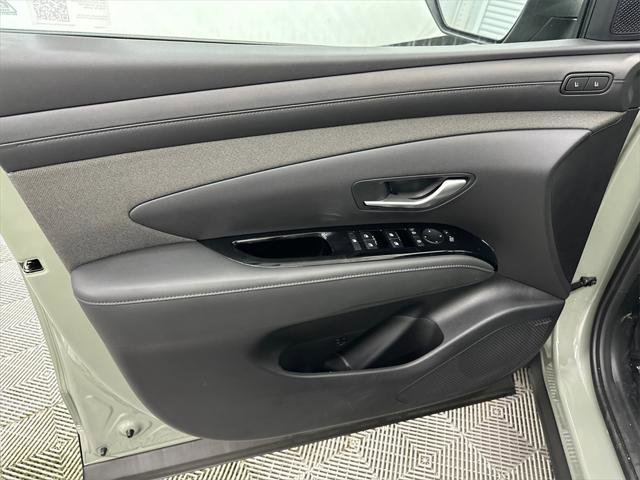 New 2025 Hyundai Santa Cruz Limited image 11