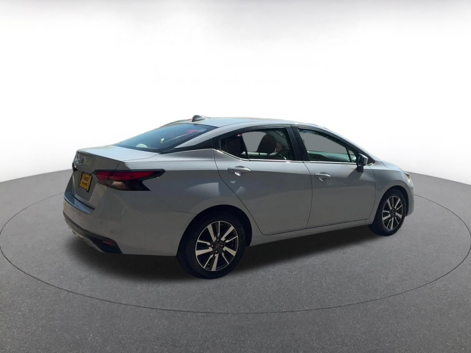 Used 2025 Nissan Versa SV image 14