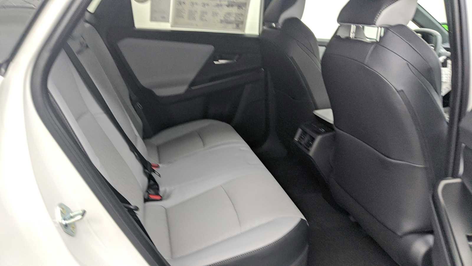 New 2026 Subaru Solterra image 30