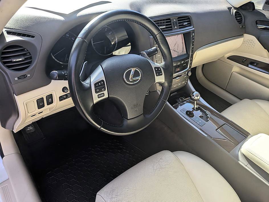Used 2012 Lexus IS 350 w/ Premium Pkg Value Edition RWD image 12