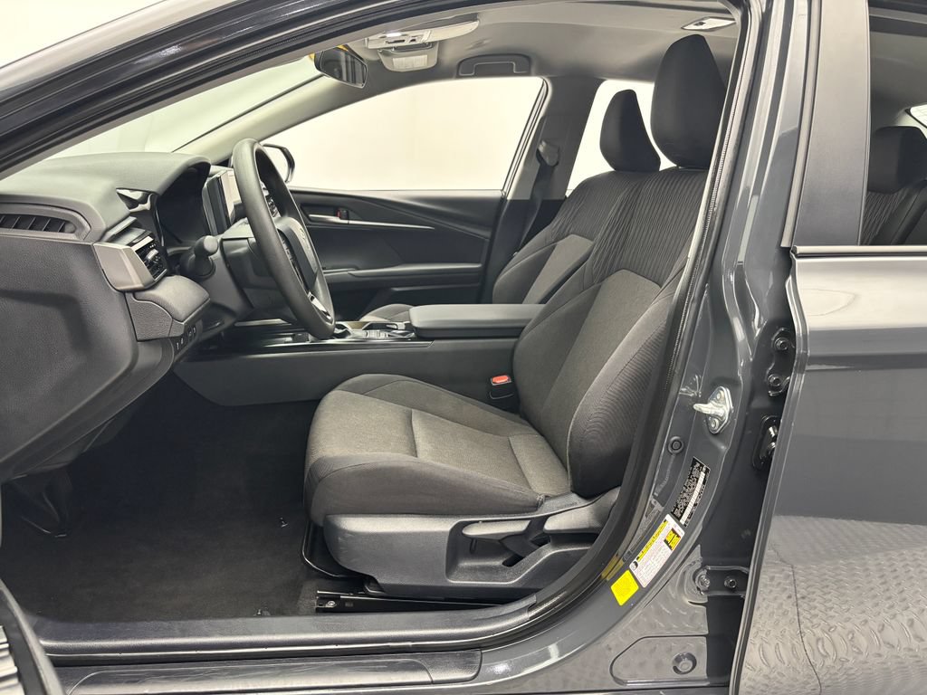 Used 2025 Toyota Camry LE FWD image 19