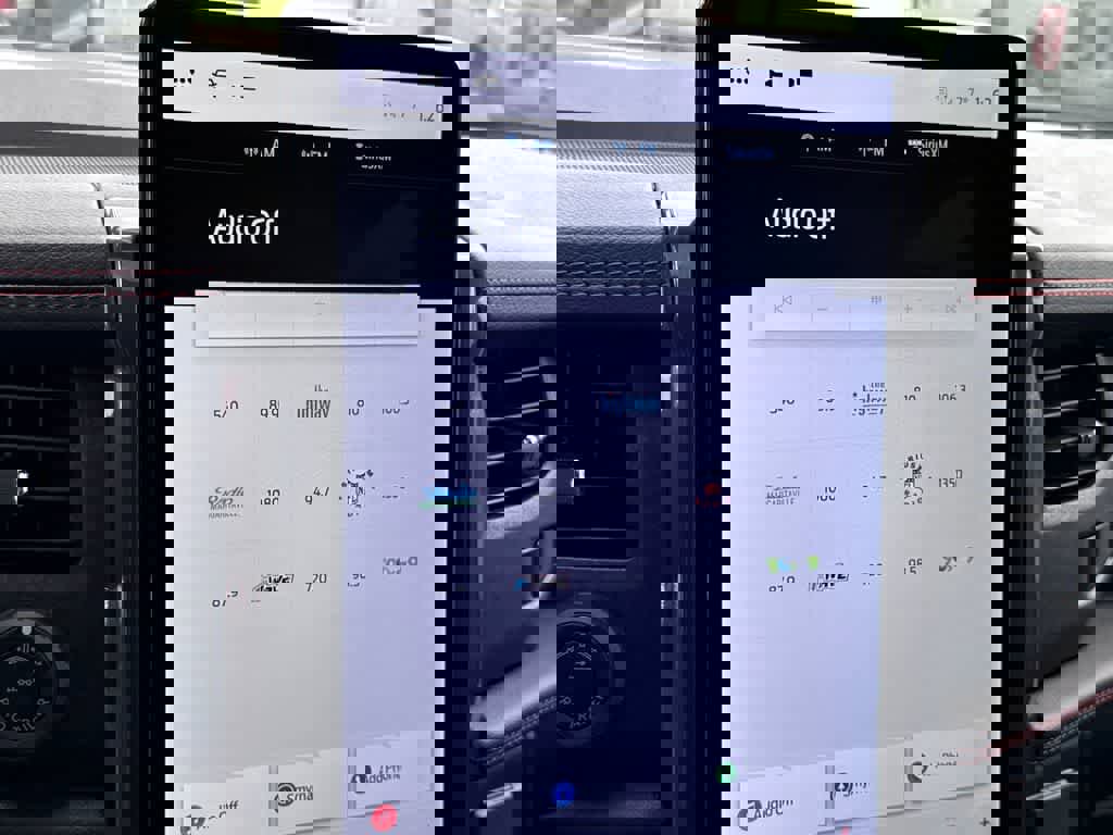 New 2024 Ford Expedition Limited image 28