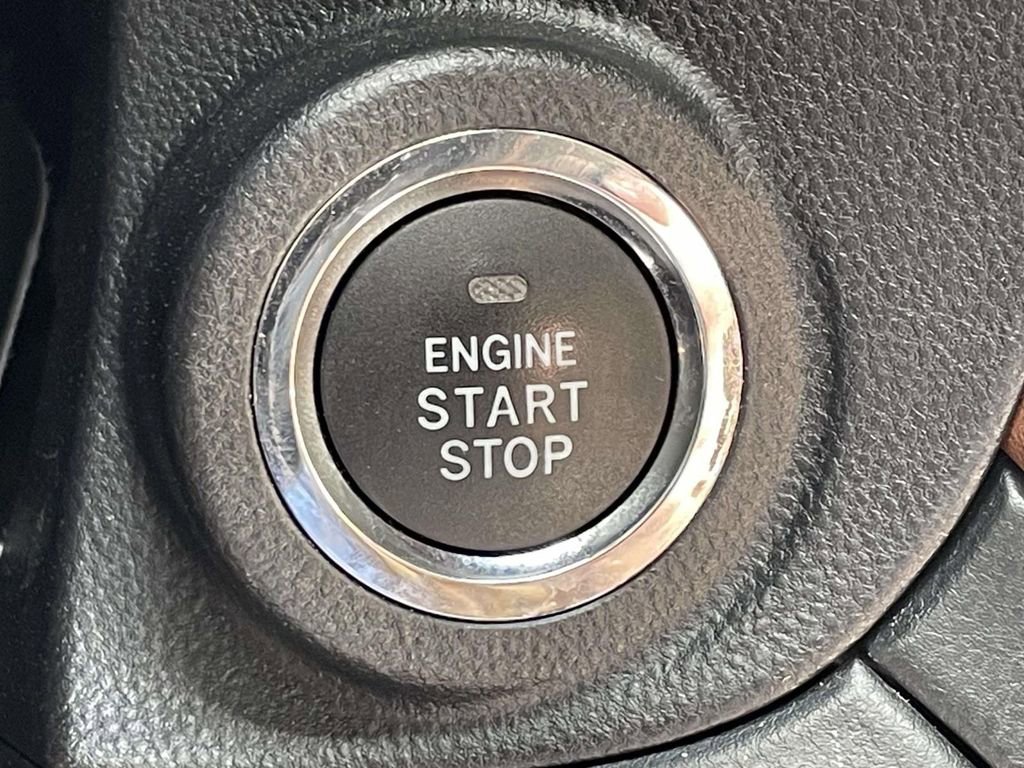 Used 2024 Subaru Outback Touring XT w/ Popular Package #2 image 26