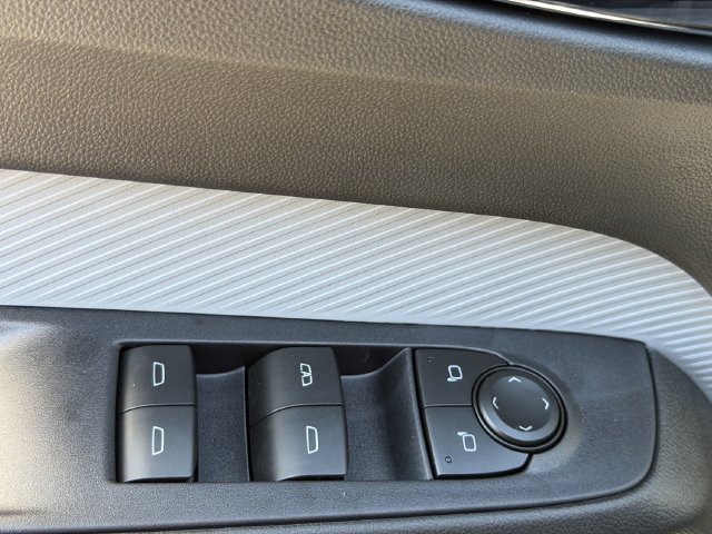 New 2027 Chevrolet Bolt LT FWD image 21