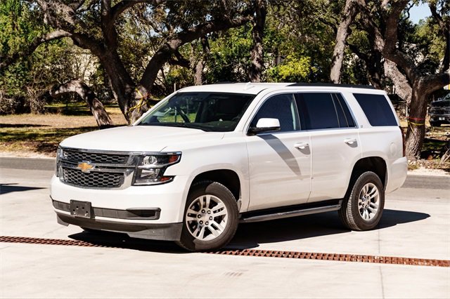 Used 2019 Chevrolet Tahoe LT image 2