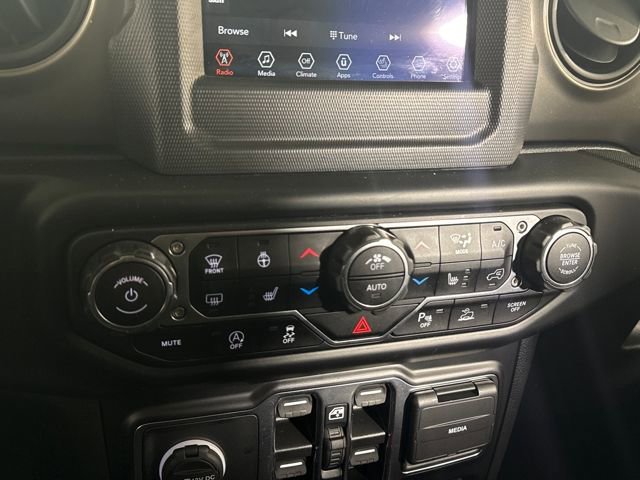 Used 2021 Jeep Gladiator Sport image 35