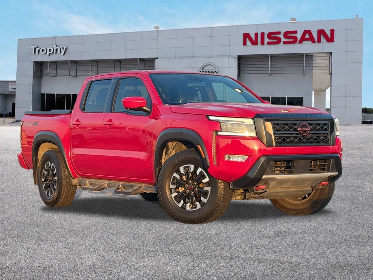 Certified 2024 Nissan Frontier PRO-4X w/ Pro Convenience Package AWD/4WD image 1