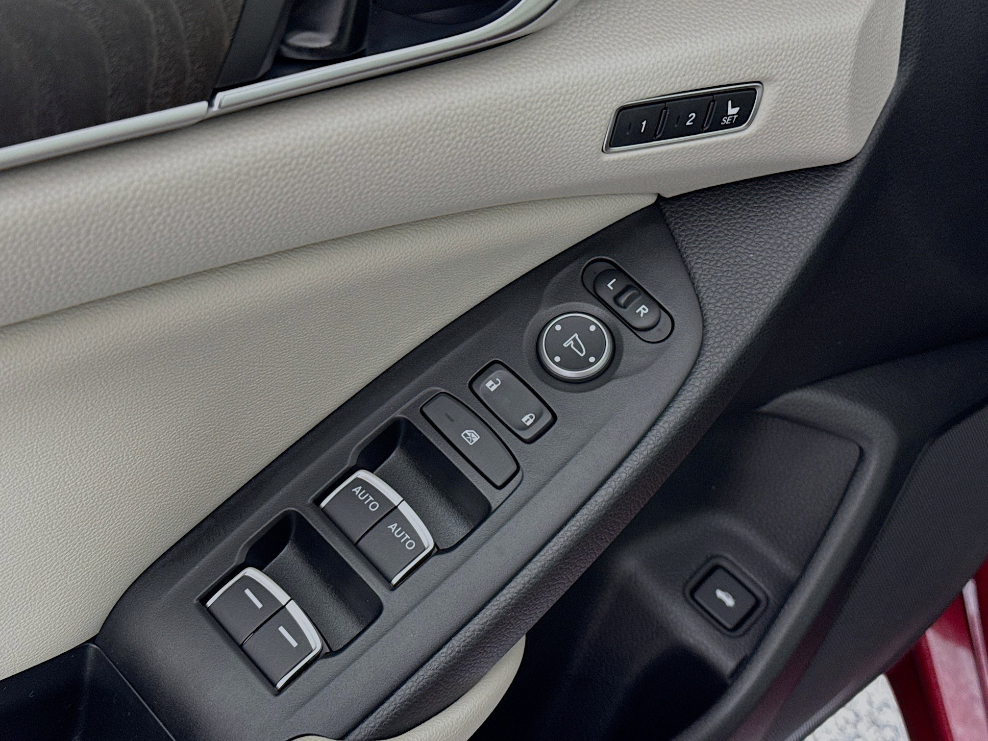 Certified 2021 Honda Accord Touring image 18