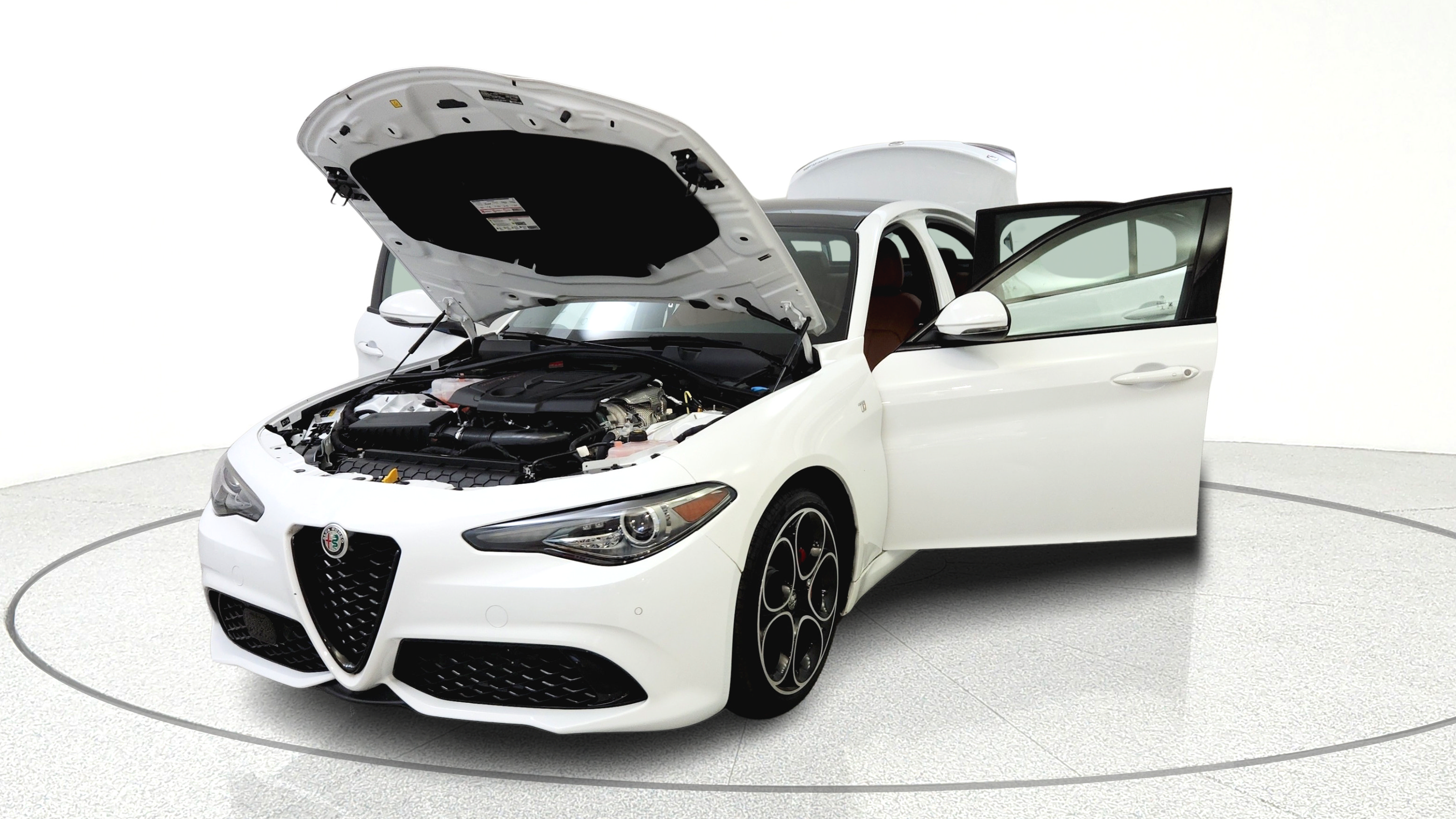 Used 2023 Alfa Romeo Giulia Ti w/ Active Assist Plus Package AWD/4WD image 10