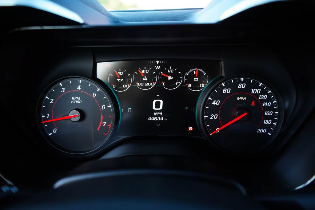 Used 2017 Chevrolet Camaro SS RWD image 27