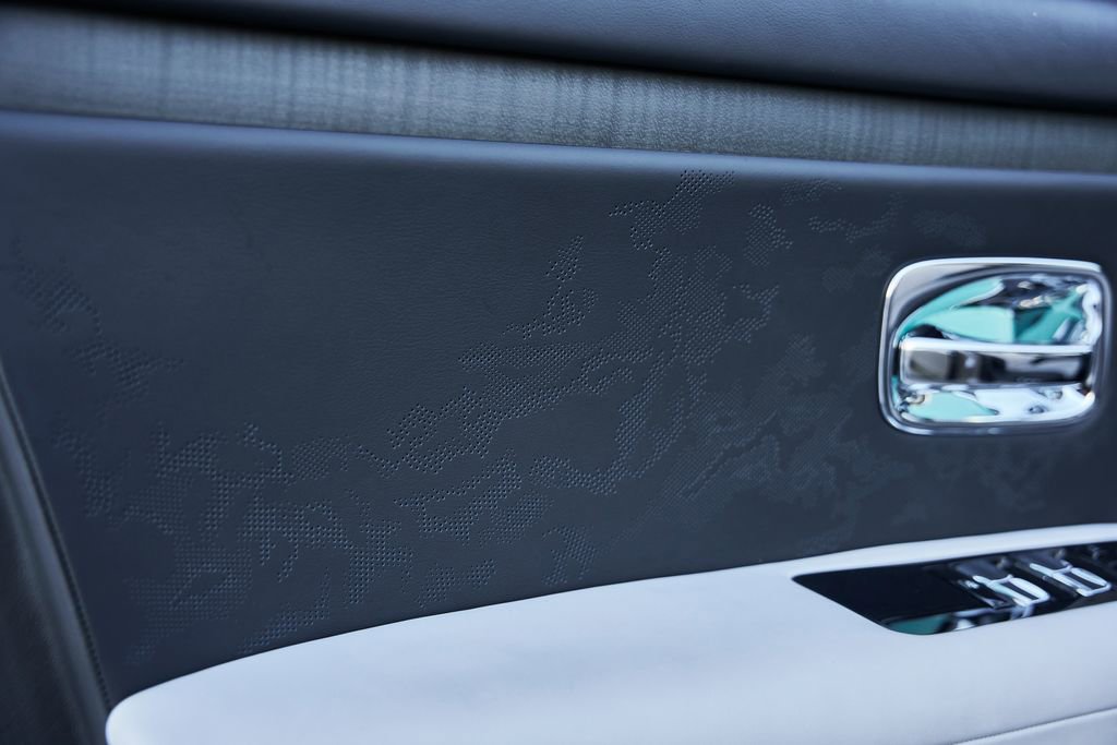 Used 2025 Rolls-Royce Ghost AWD/4WD image 38