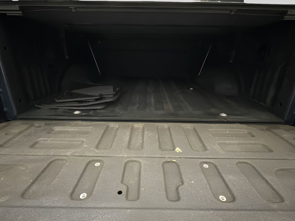 Used 2017 Ford F150 XLT w/ Equipment Group 301A Mid AWD/4WD image 16