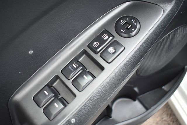 Used 2016 Kia Forte LX image 15