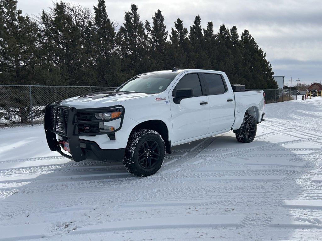 Used 2024 Chevrolet Silverado 1500 Custom Trail Boss image 2