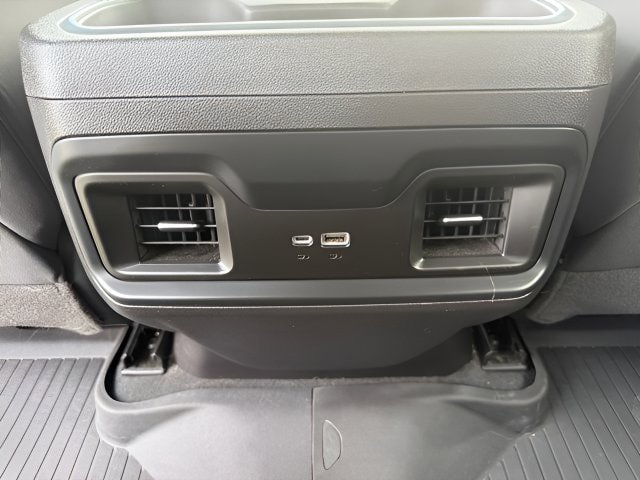 Used 2024 Chevrolet Silverado 1500 LT Trail Boss w/ Protection Package AWD/4WD image 9
