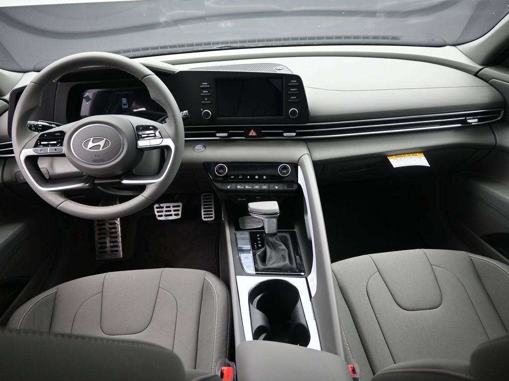 New 2026 Hyundai Elantra SEL Sport image 23