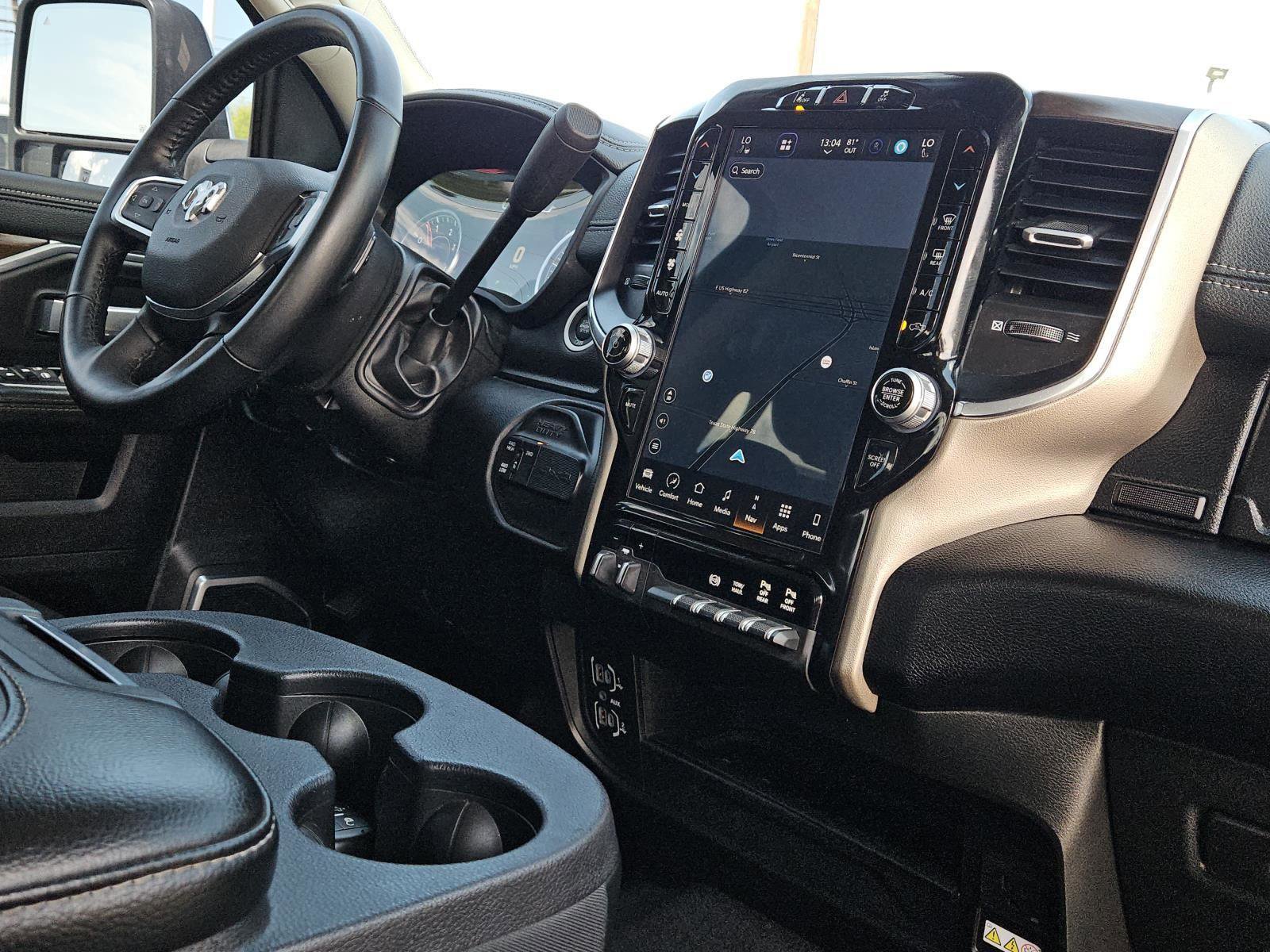 Used 2024 RAM 2500 Laramie w/ Safety Group AWD/4WD image 32