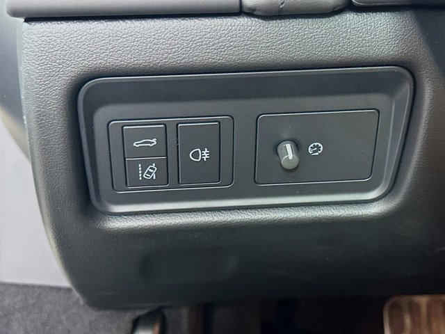 New 2024 Jaguar F-TYPE R image 10