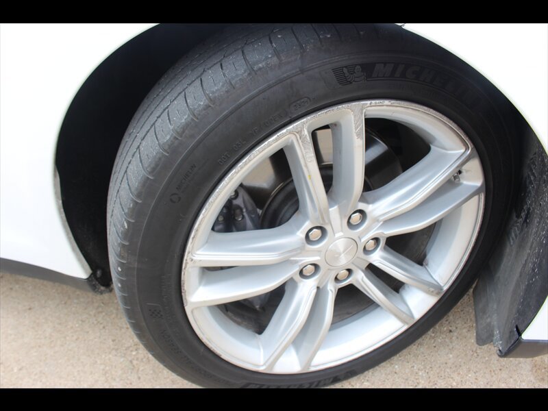 Used 2015 Tesla Model S 85D AWD/4WD image 40