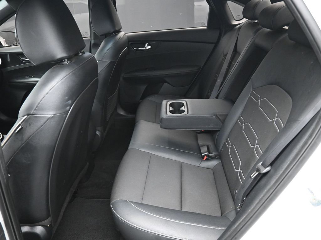Used 2022 Kia Forte GT-Line w/ GT-Line Premium Package FWD image 12