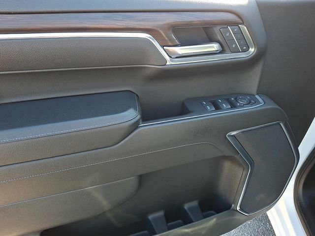 Certified 2025 GMC Sierra 1500 SLT image 12