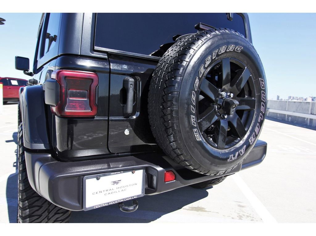 Used 2019 Jeep Wrangler Unlimited Sahara image 25