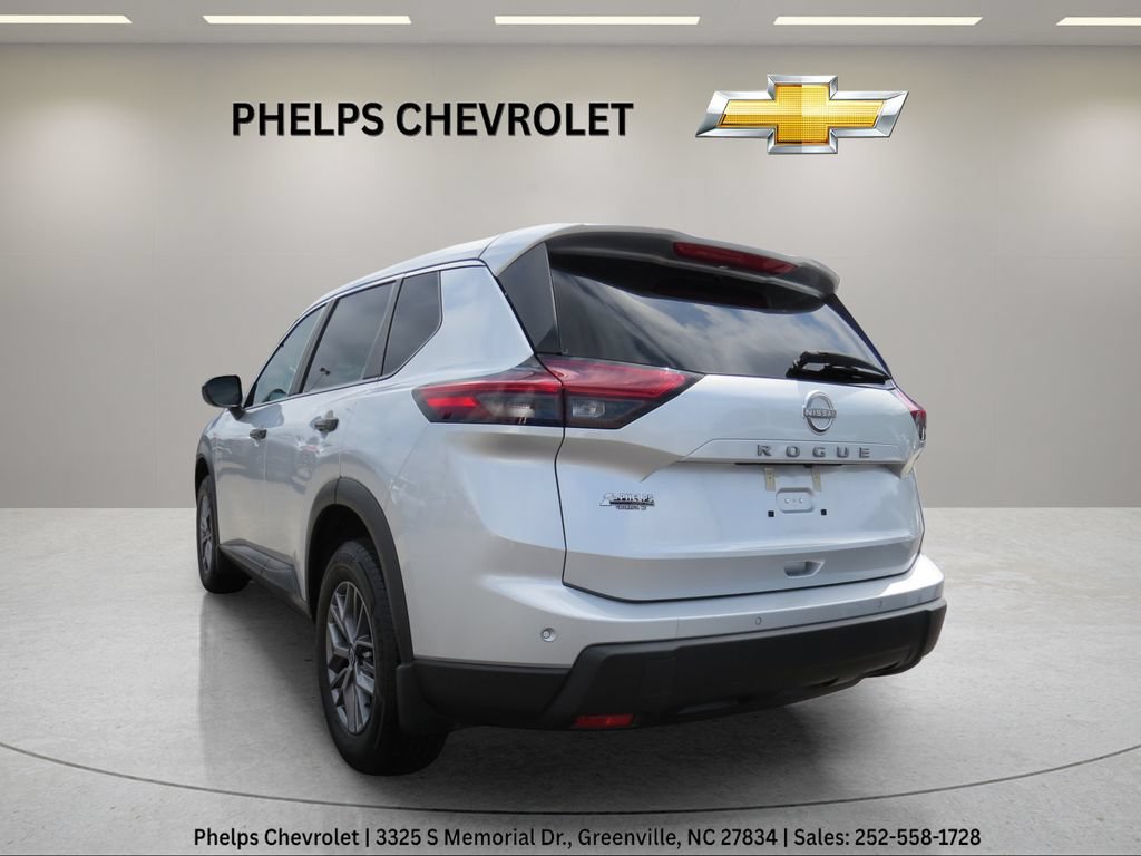 Used 2024 Nissan Rogue S FWD image 7